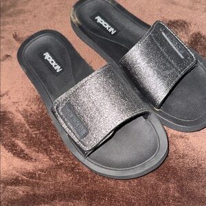 Rockin' Black Women's Slide Sandals